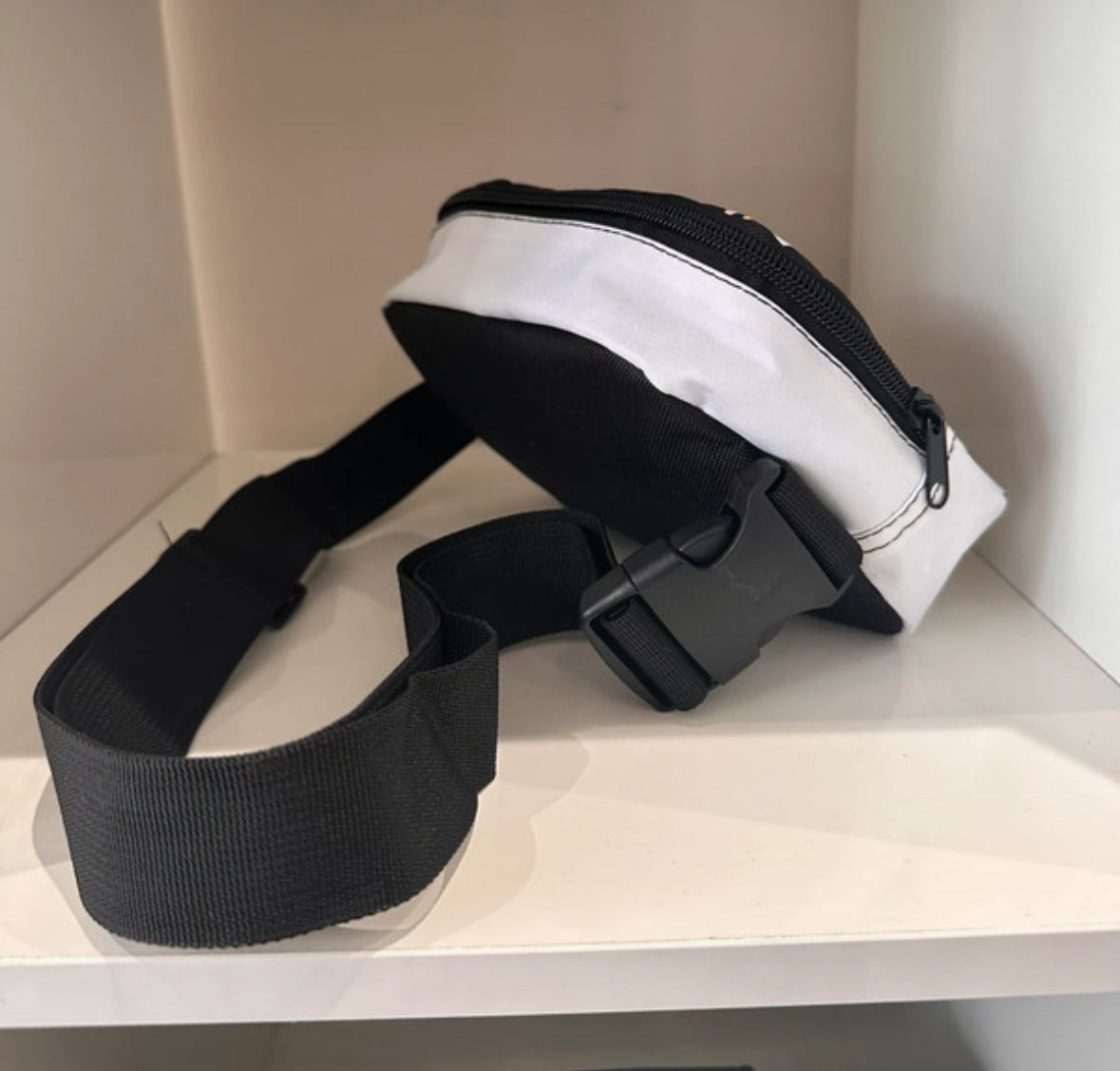 Bull Terrier Print Waist Belt Bag with zip closure